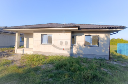 Newly built family house for sale in Nesvady