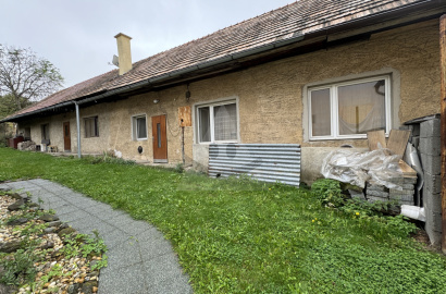 For sale: two family houses, 11. marca, Zvolen - Môťová