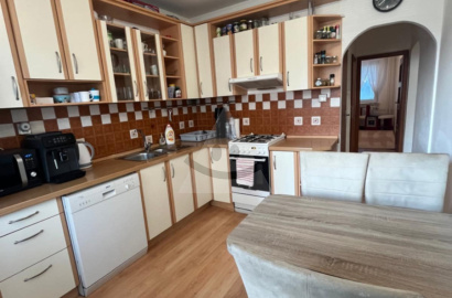 3-room flat for rent, J.Selyeho, Letecké pole, Komárno