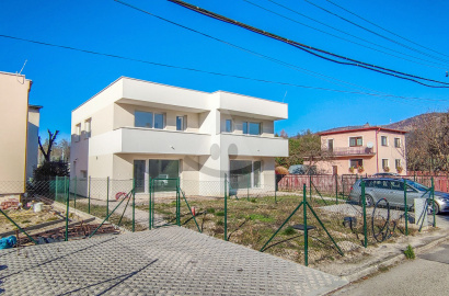 Family house, /252m2/, Žilina - Strážov