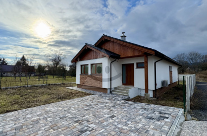 House for sale, Košťany nad Turcom