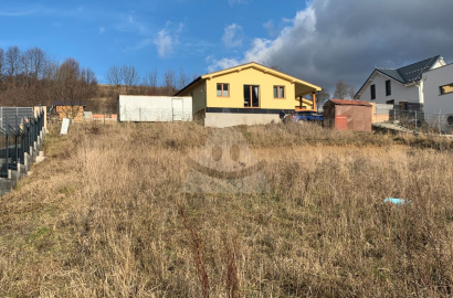 Sunny land for sale /1185 m2/, Žilina - Višňové