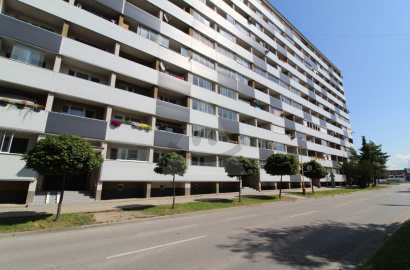 Sale of a 2-room apartment after complete reconstruction – 67.51 m2, Ružomberok, Bystrická cesta Sale of a 2-room apartment after complete reconstruction – 67.51 m2, Ružomberok, Bystrická cesta